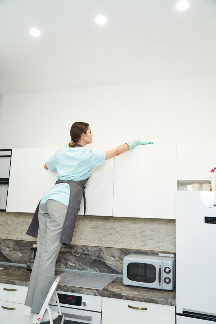 Enoventium cleaning team in Australia